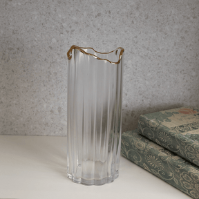 VASO DE VIDRO COM BORDA DOURADA - 10CM X 30CM